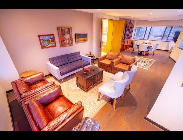 1,135M² OFFICE FOR SALE IN PARKTOWN